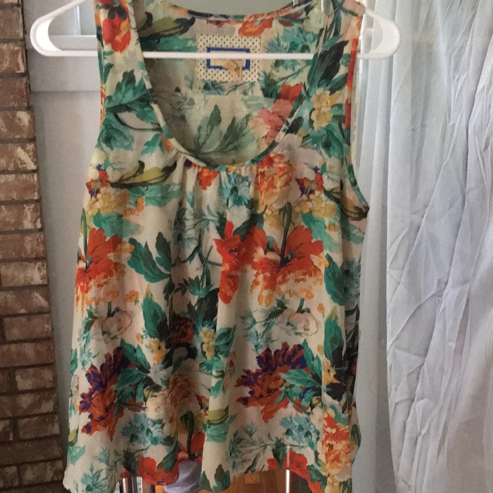 Floral top